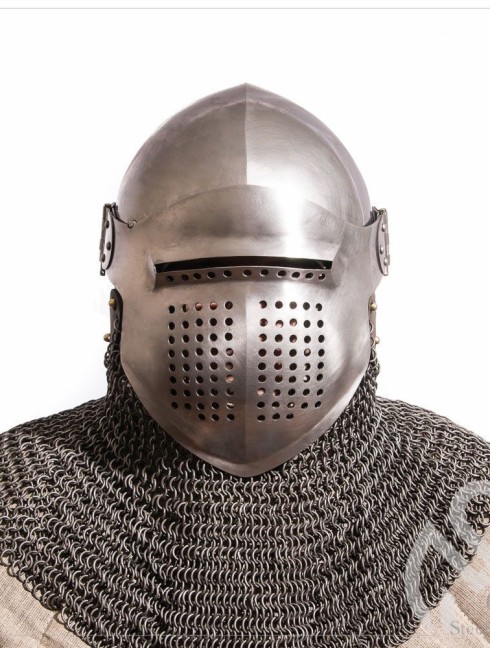 Bascinet 1350-1440 years with Single Ocular visor Armadura de placas