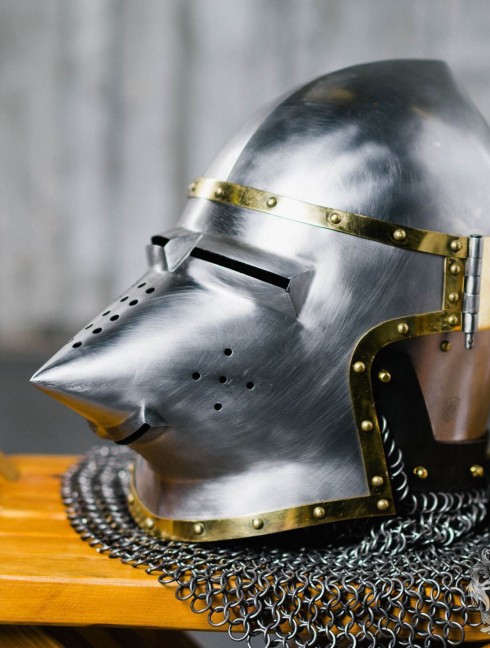 Bascinet hounskull  Helmets