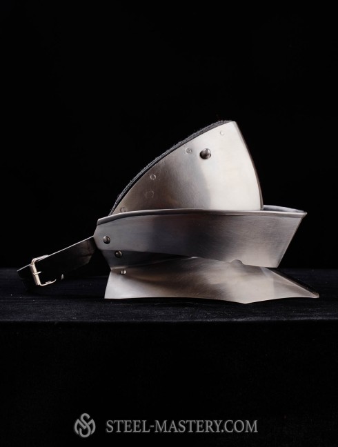 Articulated Gorget (Bevor) Cuirasses, breastplates and gorgets
