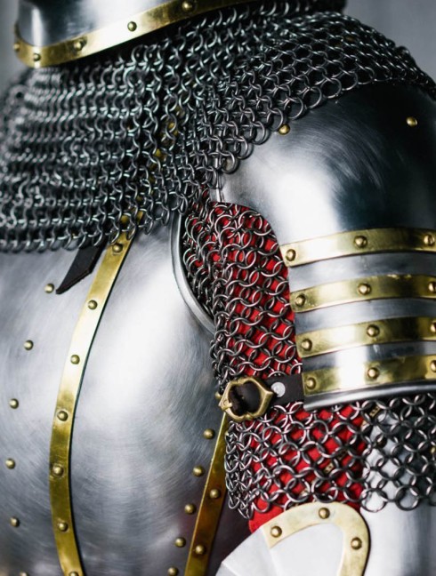 Knights plate shoulders mid-14th century Spaulders