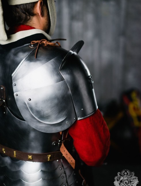 English pauldrons late 15th century Plattenrüstungen