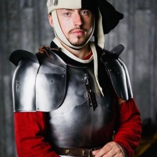 English pauldrons late 15th century image-1