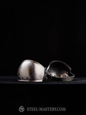 Steel elbow caps