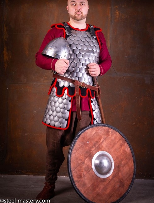 Steel scale armour Protección corporal de placas y escamas