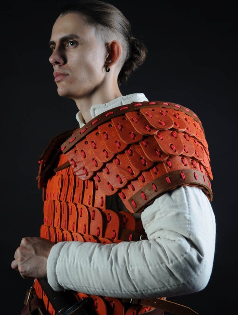 Leather lamellar armor Lamellar body protection