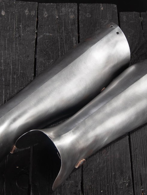 14th - 16th Style Half greaves Metal leg protection