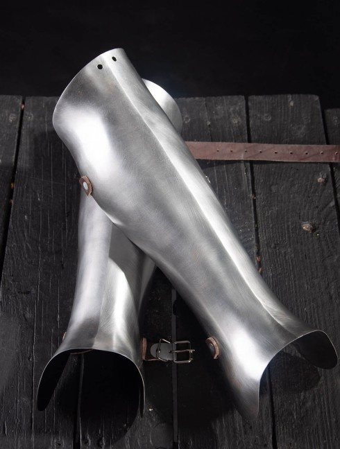 14th - 16th Style Half greaves Corazza
