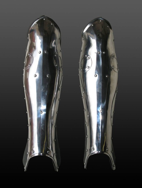 Fantasy style greaves Metal leg protection