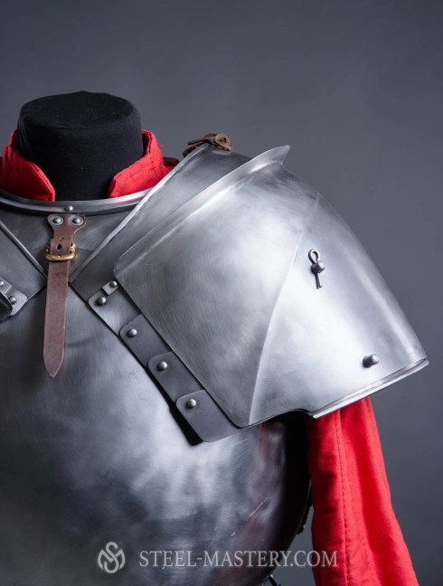 Milanese cuirass with the skirt and tassets - 1460 year Cuirasses, breastplates and gorgets