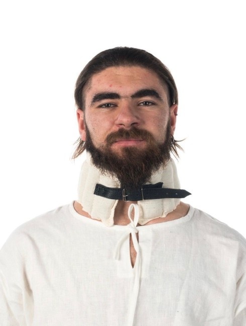 Padded collar Gepolsterte pelerine und helmbrünnen