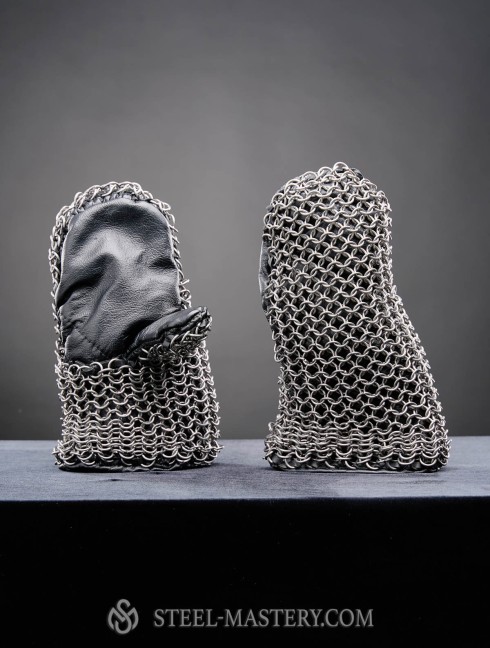 Mail hand protection Gantelets et mitaines en écailles et mailles
