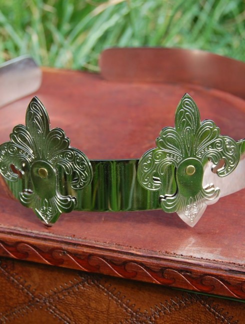 Brass crown with etched elements Crowns
