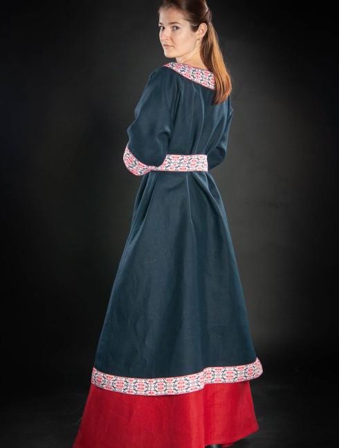 Coat with short sleeves Cloaks and capes