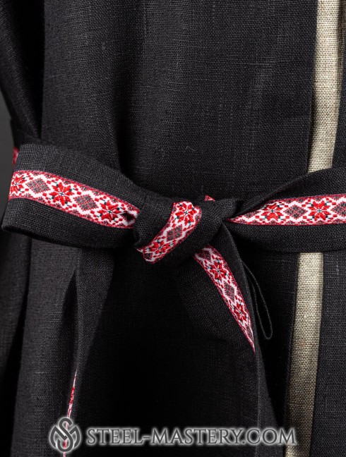 Coat with short sleeves Mantelli e mantelline