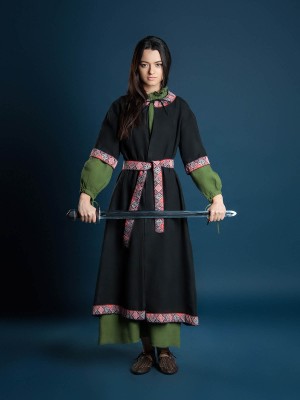 Coat with short sleeves Cloaks and capes