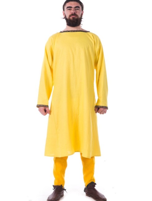 Men s costume of XIII-XIV centuries Vestiario medievale
