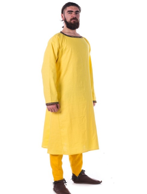 Men s costume of XIII-XIV centuries Vestiario medievale