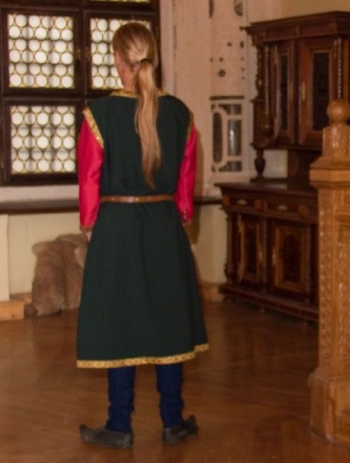 Men s costume of XIII-XIV centuries Vêtements médiévaux