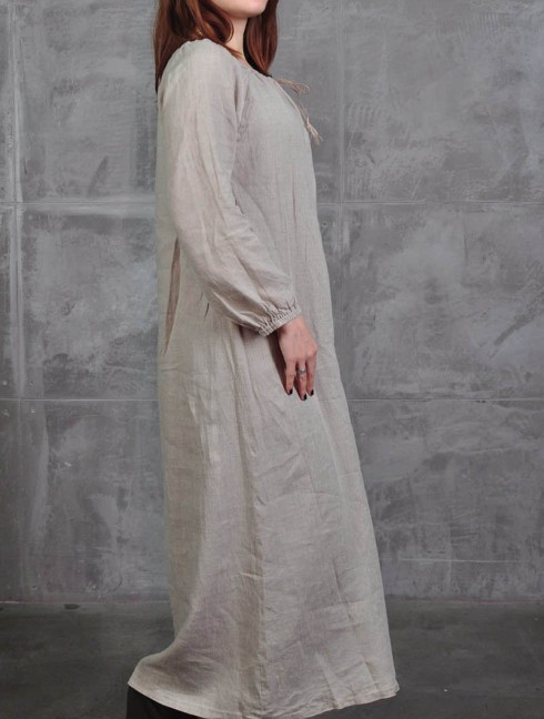 Women s undershirt XII-XV century 