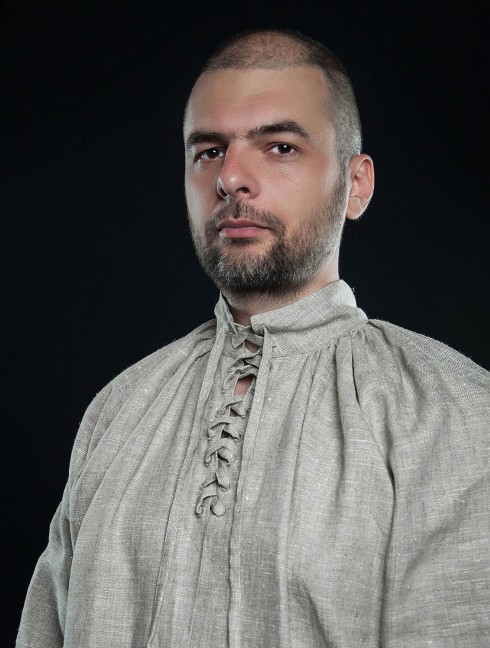 Men's shirt with lacing, XV century Vestimenta medieval