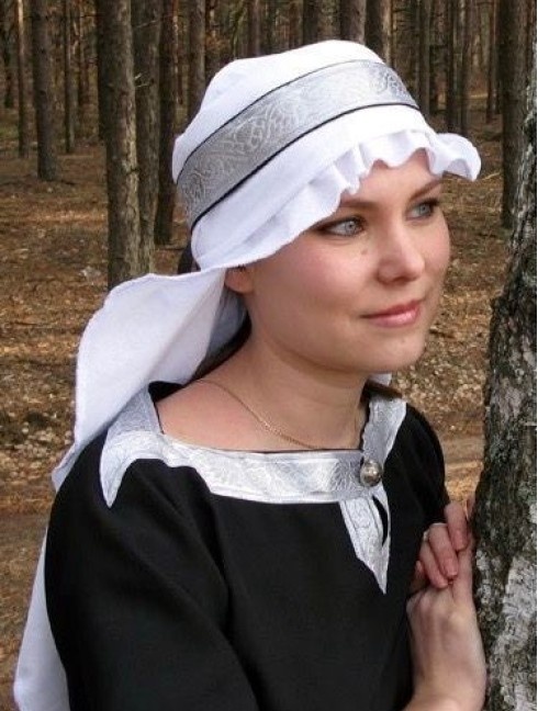 Hair covering with fabric snood Kopfbedeckungen