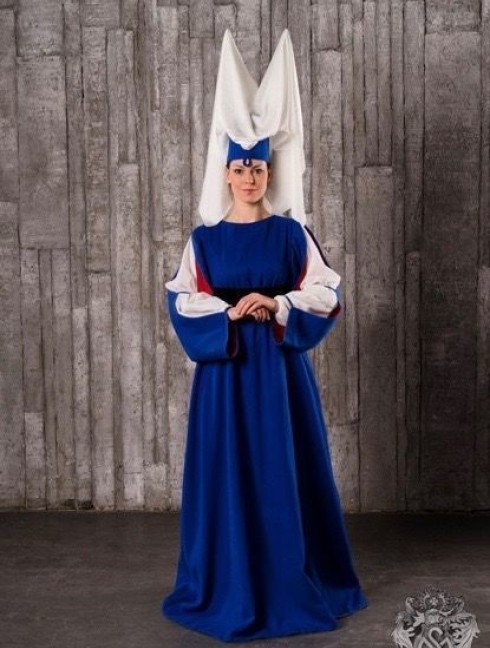 Medieval Burgundian dress, 14th-15th century Vestiario medievale