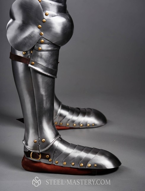 Classic 16th Century Knights Armor Corazza
