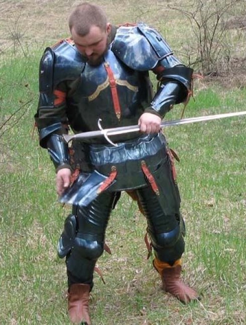 Steel English full plate armour, dated 1483  Corazza
