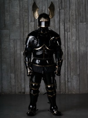 Full gothic armor 15 century Full armour