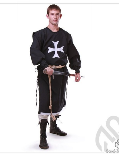 Costume of Hospitaller Order knight or Maltese knight Vêtements médiévaux