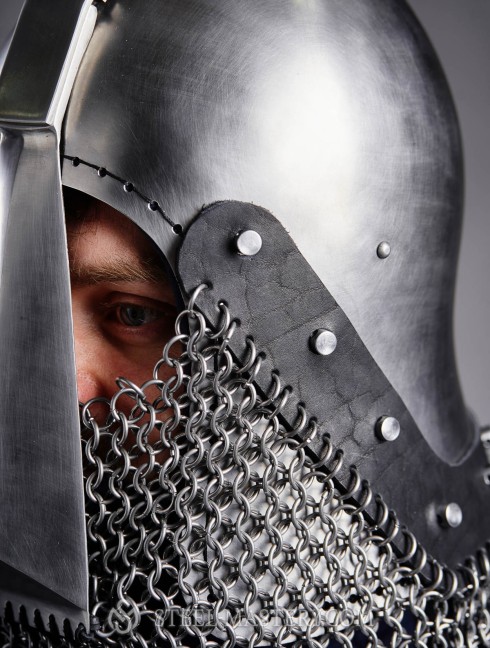 Helmet bascinet mid-14th century Corazza