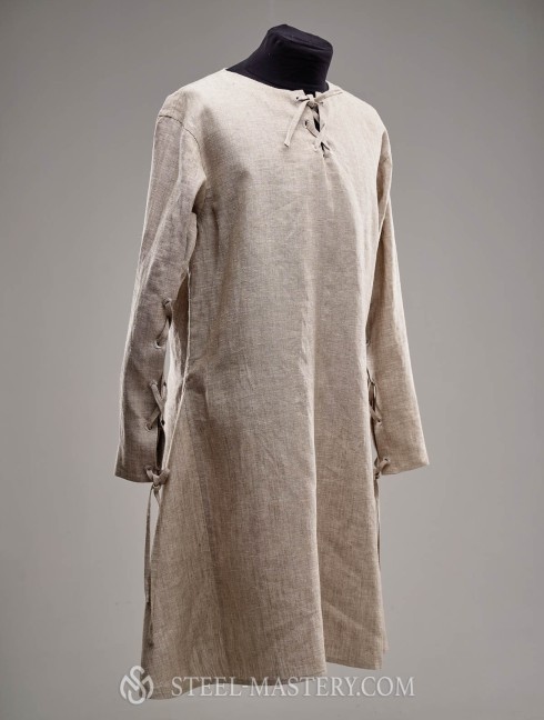 European shirt, VIII-XIII centuries Casacca, tuniche e cotte