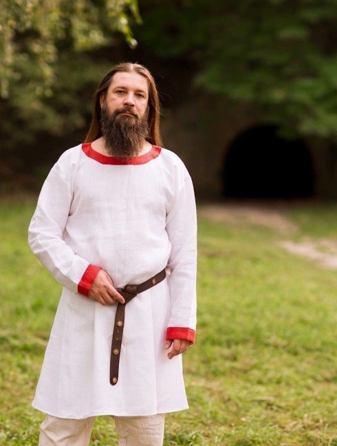 Medieval European men s shirt Shirts, tunics, cottas