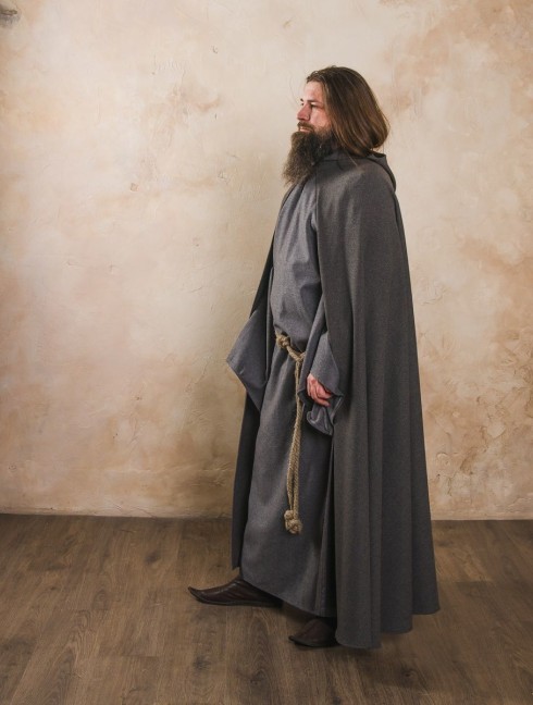 Cloak with hood, a part of fantasy-style costume  Capas