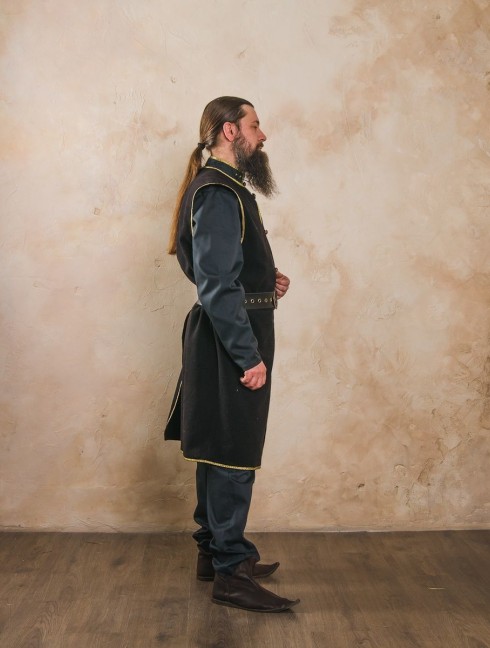 Cotta, a part of fantasy-style costume 