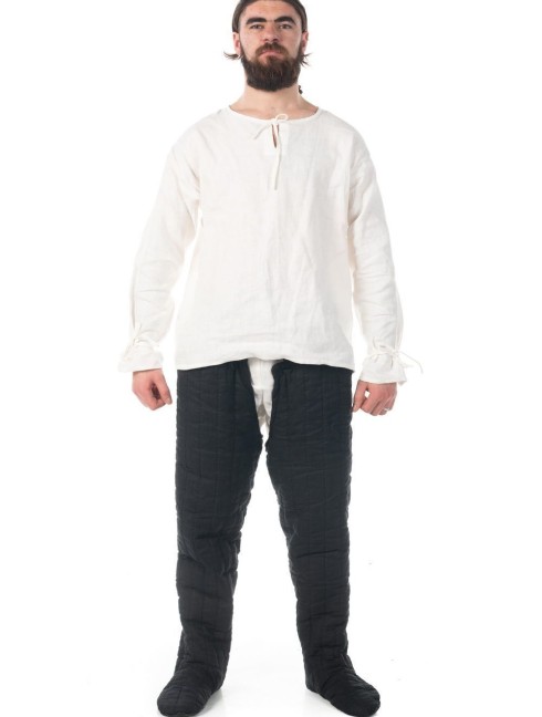 Padded chausses XII-XIII centuries Padded chausses