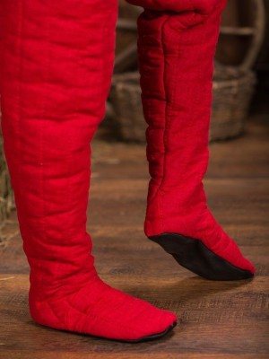 Padded chausses XII-XIII centuries
