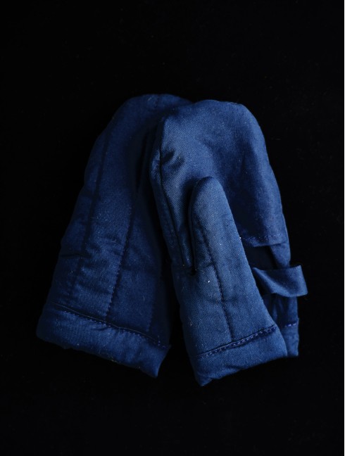 Padded mittens of XII-XIII centuries Padded gloves and mittens