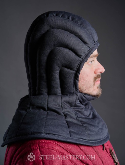 Padded liner with pelerine Transatlantici imbottiti e cappelli
