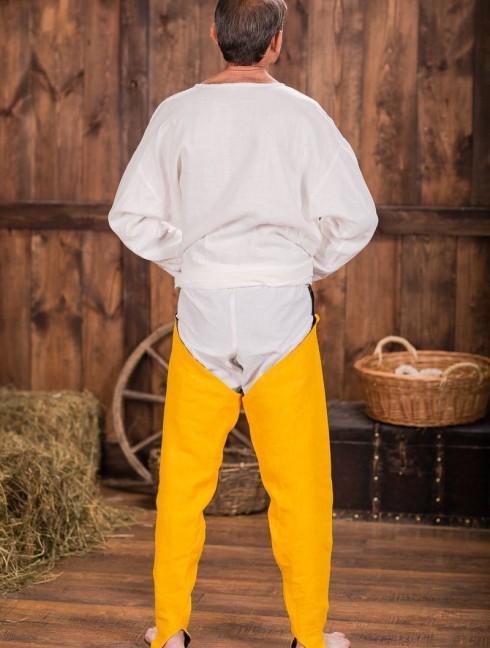 Chausses with footstraps, XII-XV centuries Cappelli e pantaloni