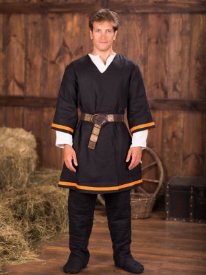 Tunic of the XIV-XV centuries