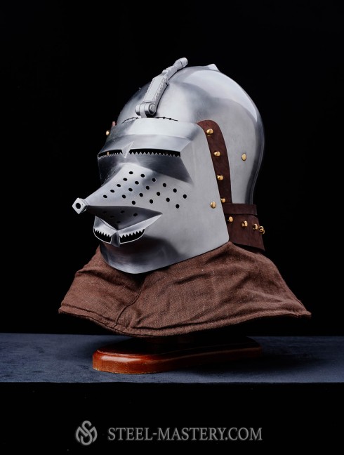 Bascinet hounskull, early XV century Armure de plaques