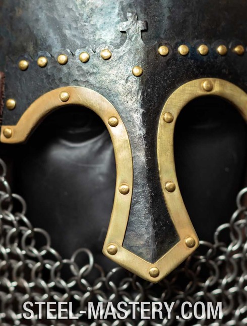 Helmet from Tagancha (Ukraine), XIII century Plattenrüstungen