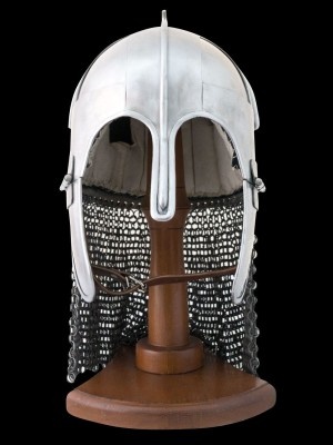 The Wollaston (Pioneer) Helmet of the 7th century Plattenrüstungen