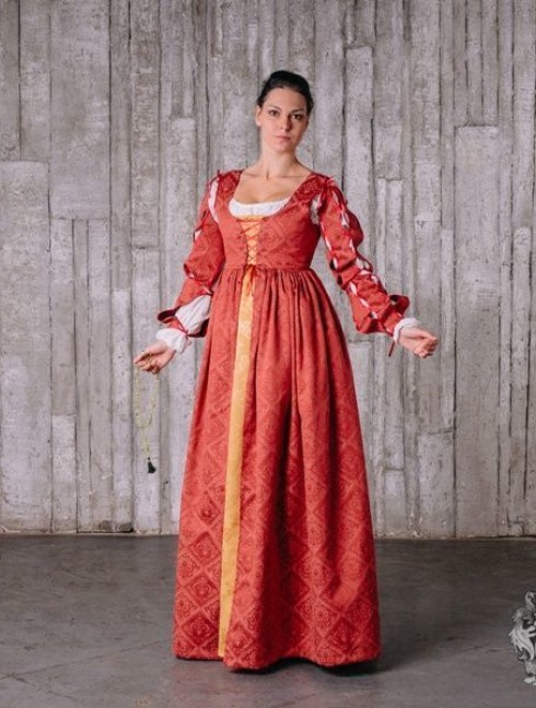 Italian Renaissance dress, XV century Women's dresses