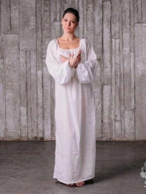 Women's undershirt, XV century Vêtements médiévaux