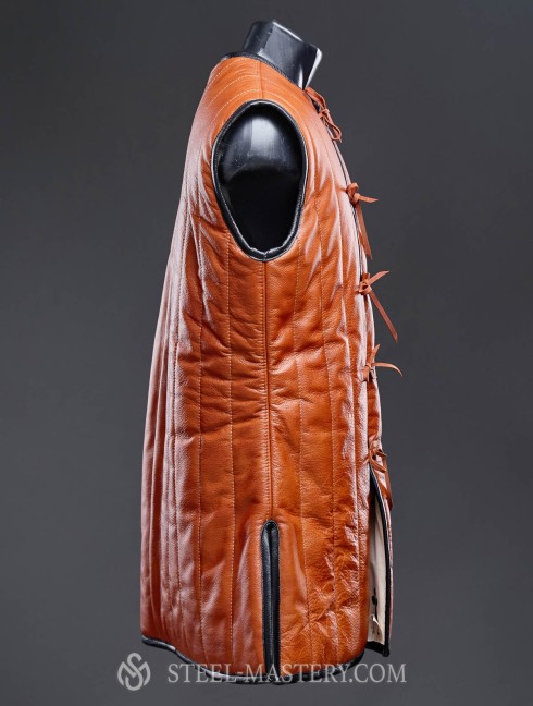 Sleeveless gambeson Gambesons
