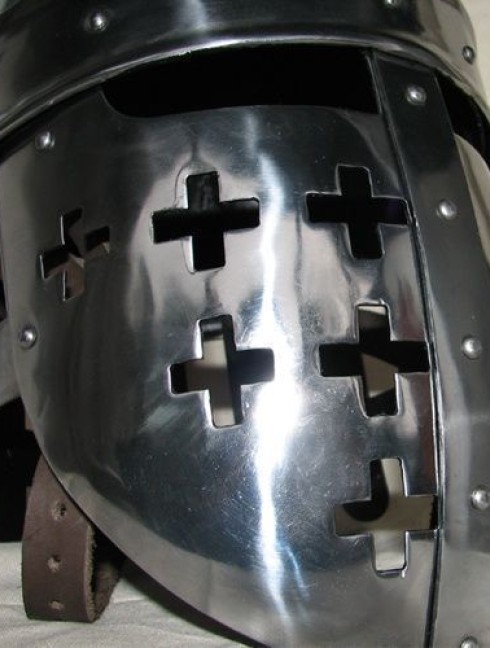 Fluted norman helmet Plattenrüstungen