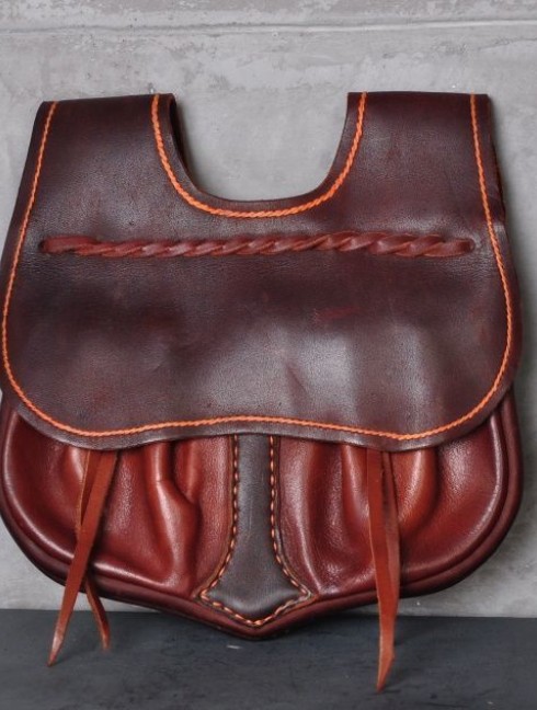 Brown leather belt pouch Beutel
