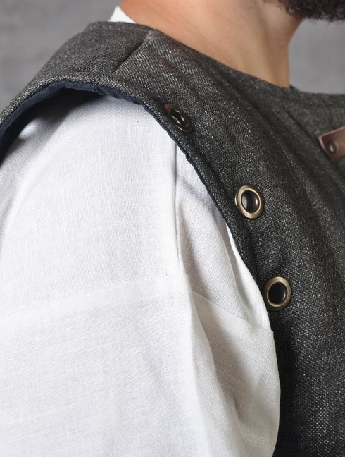 Medieval epoch doublet in Renaissance style Fertige Polsterrüstungen